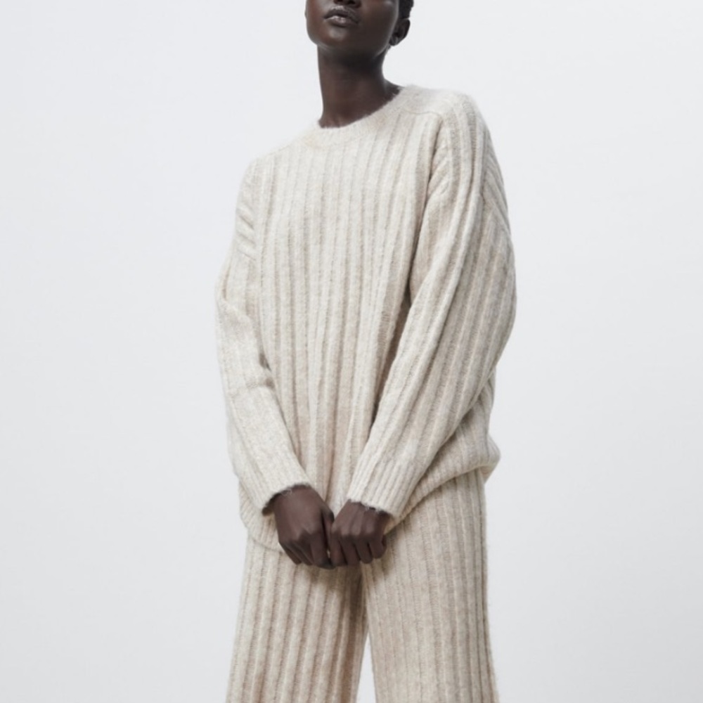 Zara oversized knit sweater